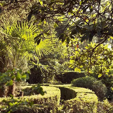 Bed and Breakfast Mas De Lafeuillade 2*